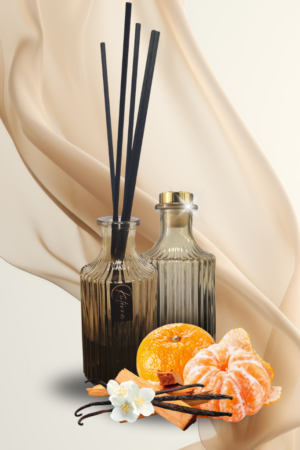 Kodulõhnastaja Mandarine & Fleur – käsitööna segatud 200 ml difuuser kuldse korgiga klaaspudelis.